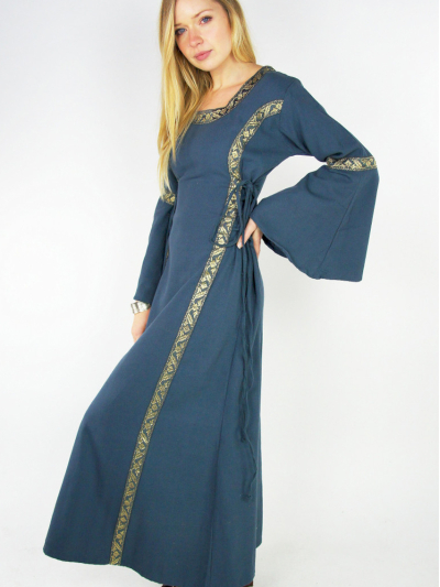 Trollfelsen Mittelalter Winkingerkleid Leo Carbone Sophie blau4